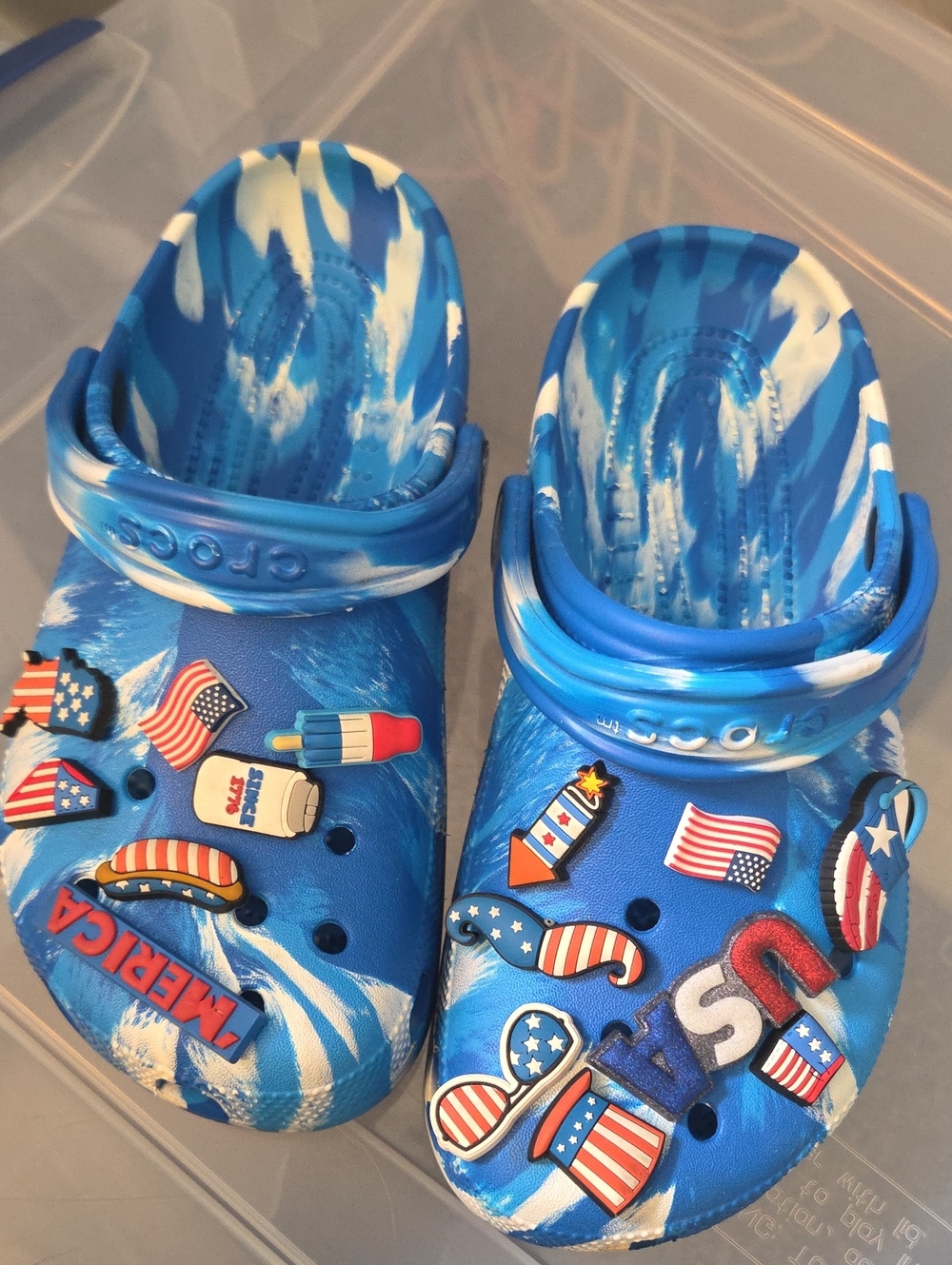 CROCS Women's Blue and White Tie-Dye Clogs with USA Charms